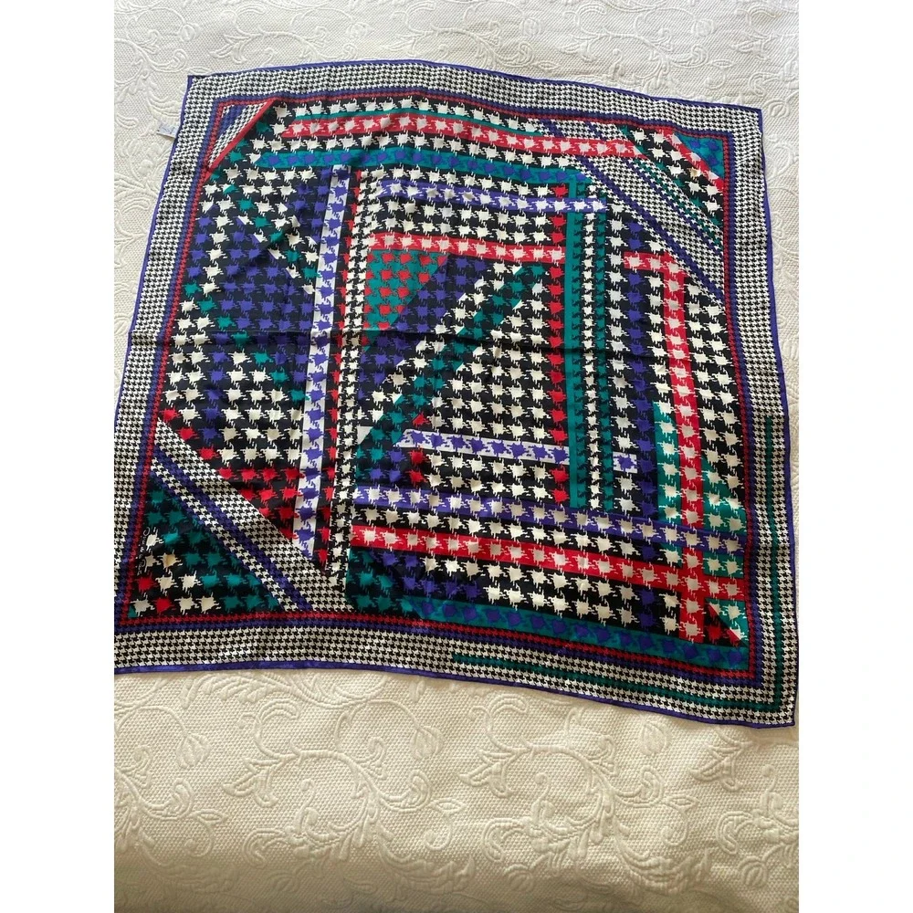 Oscar de la Renta MultiColor Vtg Houndstooth Silk Scarf 30